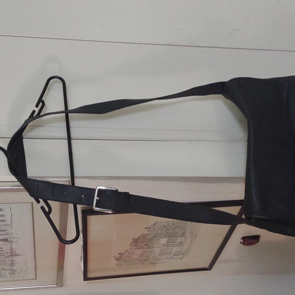 Men's Unisex leather messenger bag - Picture 2 of 7